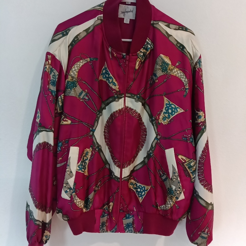 Stylish Women's Patterned Jacket - image 1